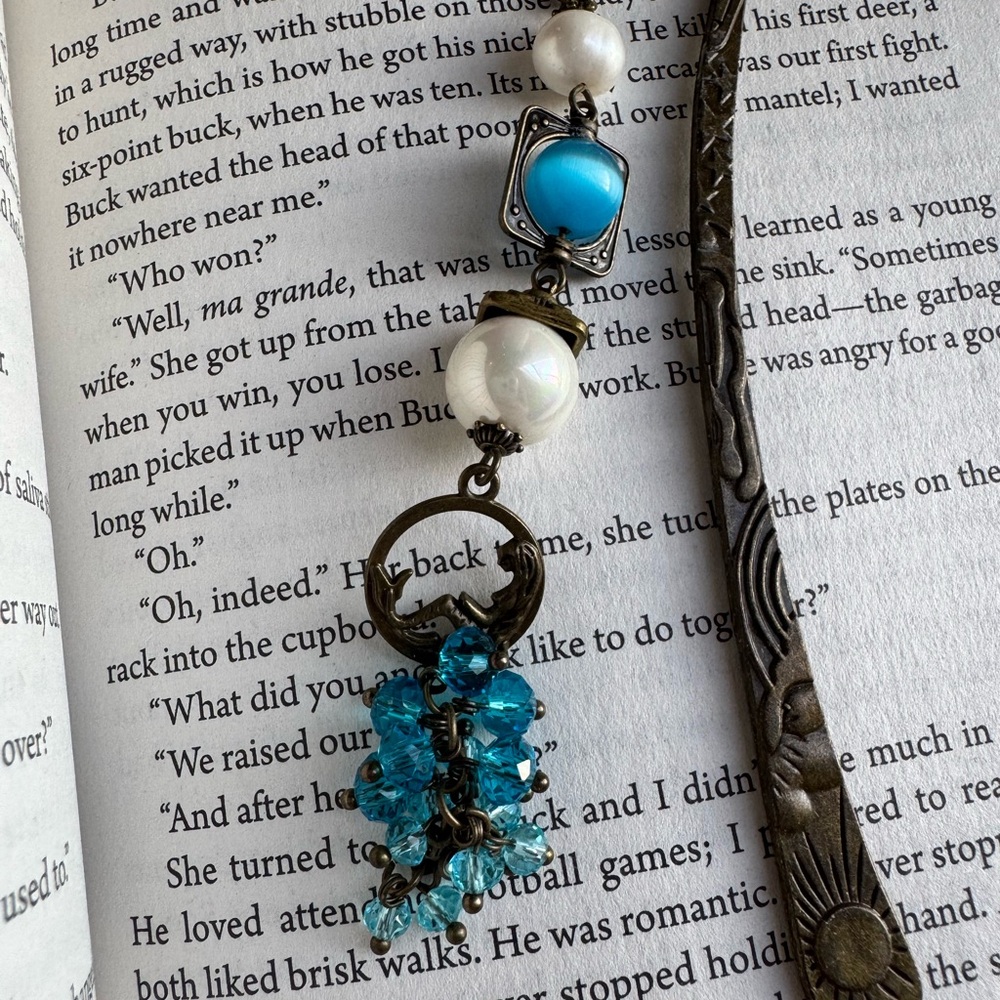Vintage Bookmark Blue and White Beaded
